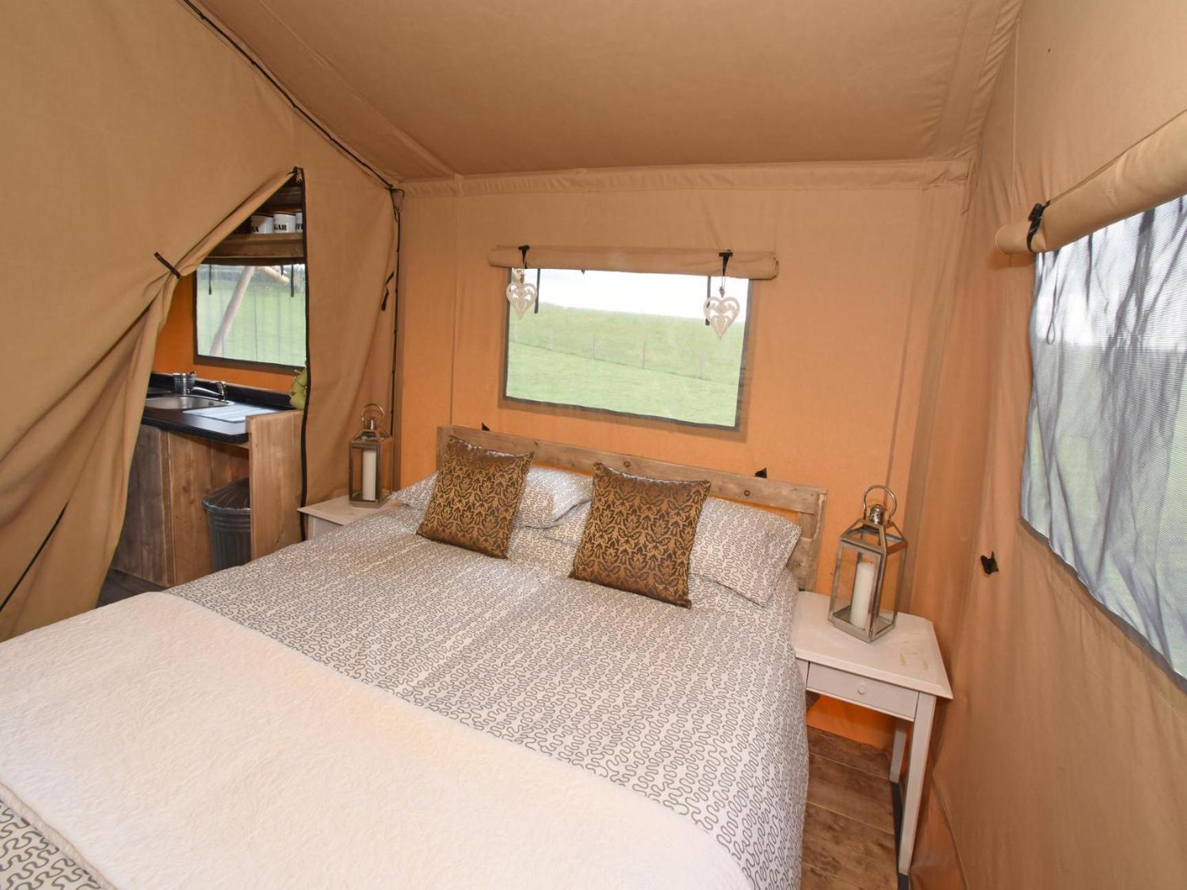 Carr'S Hill Luxury Safari Tents Denny Номер фото